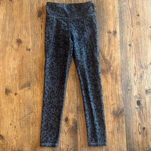 Girls Old Navy leggings / size M